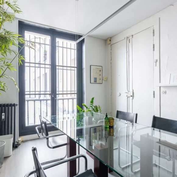 Bureau privé 35 m² 8 postes Location bureau Rue des Jeuneurs Paris 75002 - photo 10
