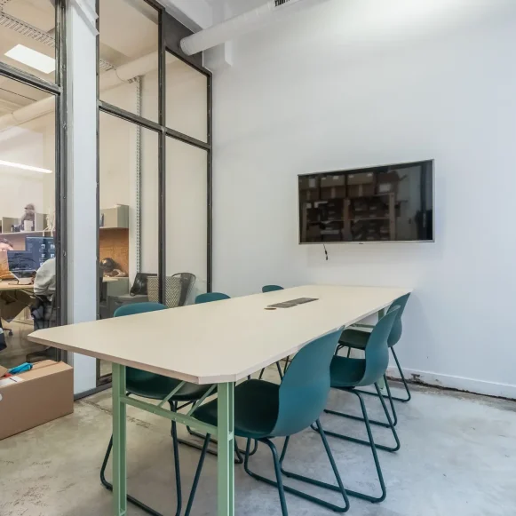 Espace indépendant 230 m² 32 postes Location bureau Rue de la Plaine Paris 75020 - photo 7