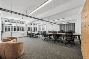 Espace indépendant - 75010 - 46 postes - 20000€