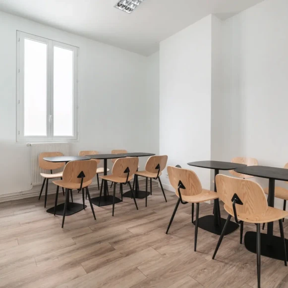 Espace indépendant 142 m² 24 postes Location bureau Rue de Charonne Paris 75011 - photo 1
