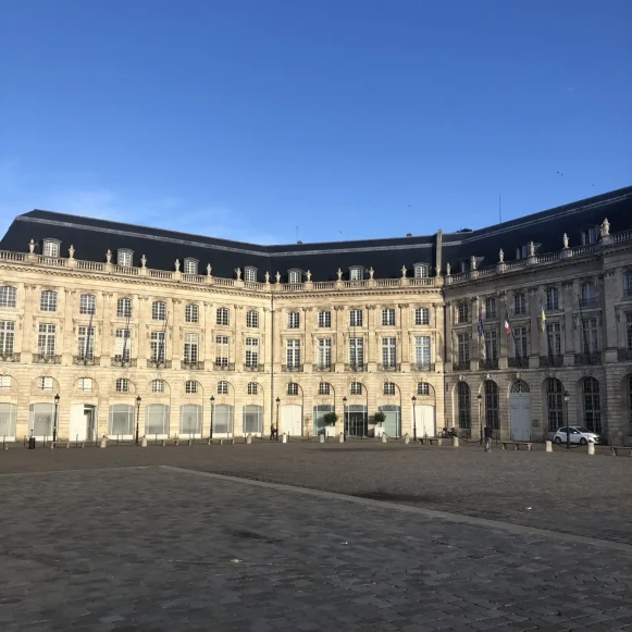 Bureau privé 272 m² 30 postes Coworking Place de la Bourse Bordeaux 33000 - photo 9