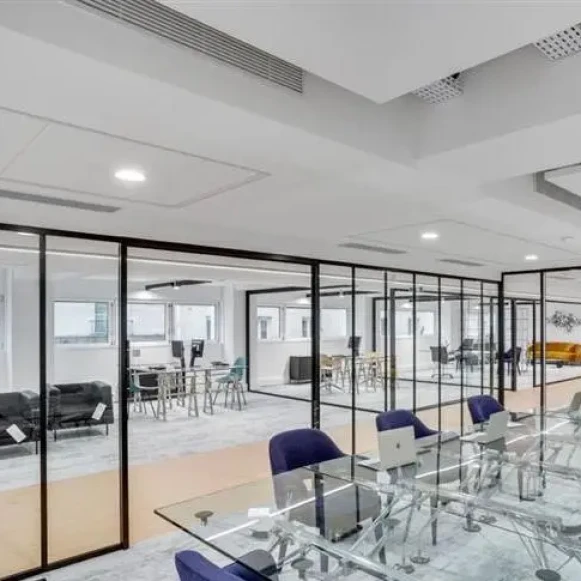 Espace indépendant 400 m² 36 postes Location bureau Rue Feydeau Paris 75002 - photo 8