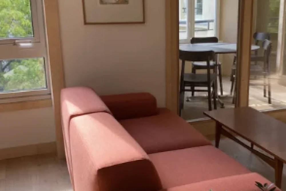 Espace indépendant - 75002 - 50 postes - 30000€
