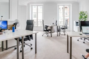 Bureau privé - 75008 - 5 postes - 1900€