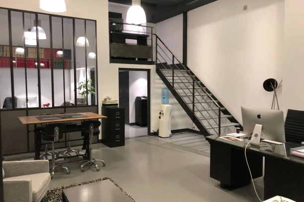 Open Space - 69009 - 2 postes - 225€