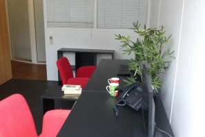 Bureau privé - 75015 - 5 postes - 1800€