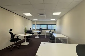 Bureau privé - 33700 - 1 poste - 540€