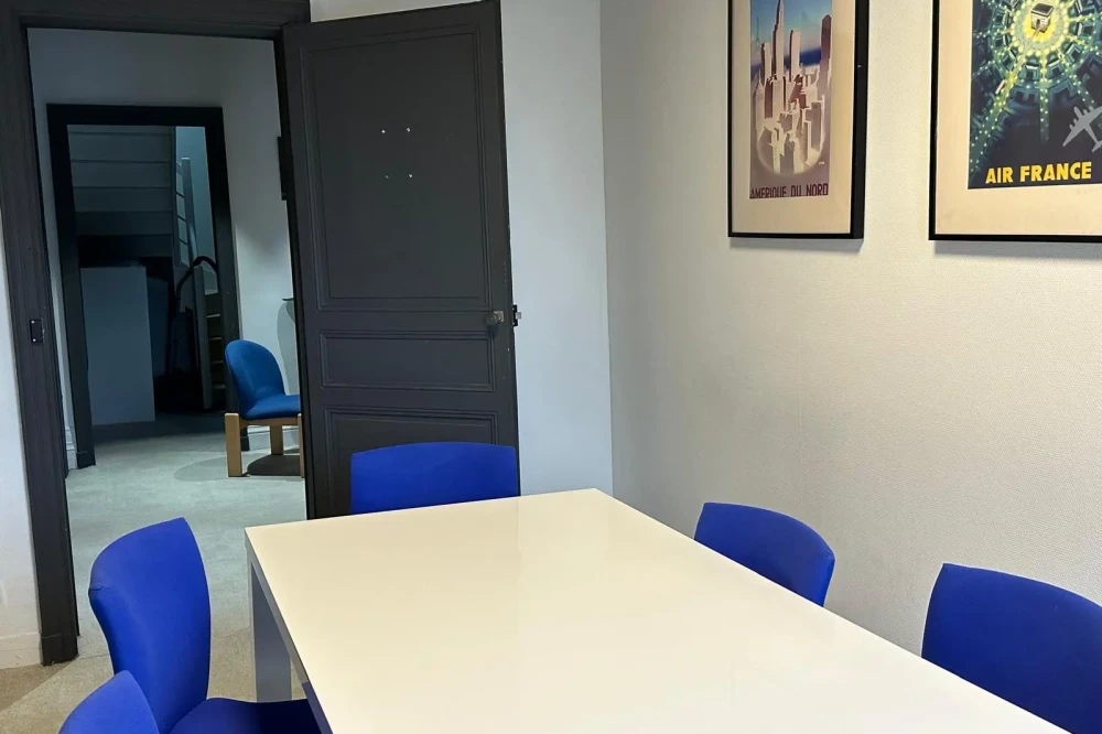 Bureau privé - 49000 - 4 postes - 1400€