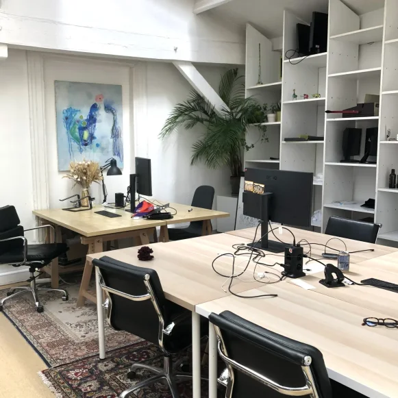 Bureau privé 25 m² 6 postes Coworking Rue Stephenson Paris 75018 - photo 4