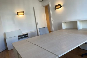 Bureau privé - 75016 - 4 postes - 2500€