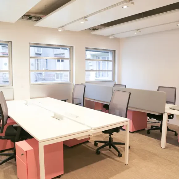 Bureau privé 28 m² 7 postes Coworking Boulevard Voltaire Paris 75011 - photo 3
