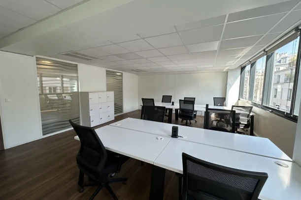 Bureau privé - 75017 - 10 postes - 5000€