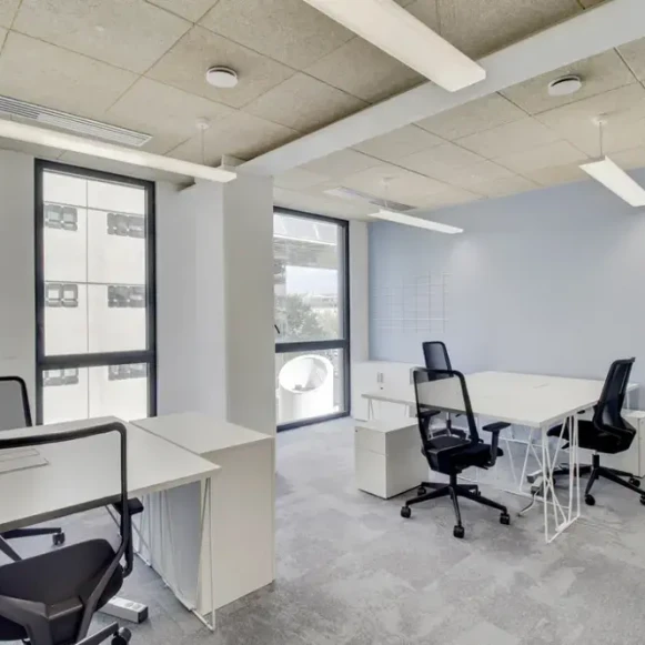 Bureau privé 35 m² 2 postes Coworking Rue du Général Mouton-Duvernet Lyon 69003 - photo 5