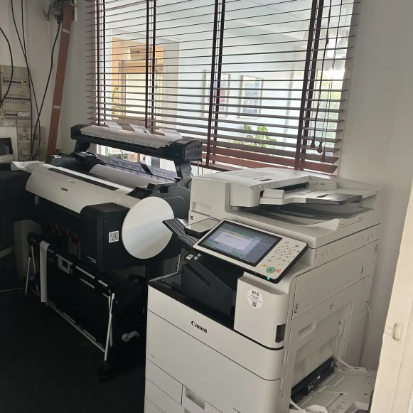Bureau privé 14 m² 4 postes Location bureau Rue du Banquier Paris 75013 - photo 6