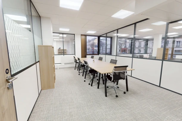 Bureau privé - 92210 - 7 postes - 2500€