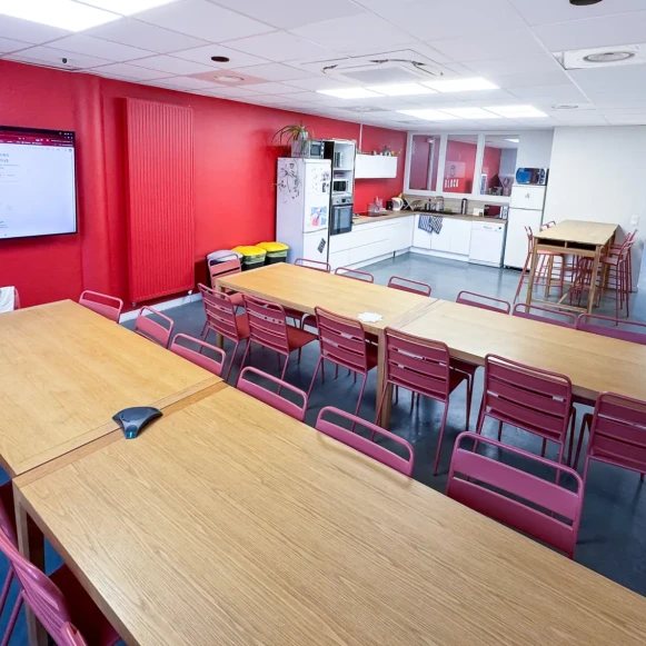 Bureau privé 55 m² 15 postes Coworking Rue Médéric Clichy 92110 - photo 3