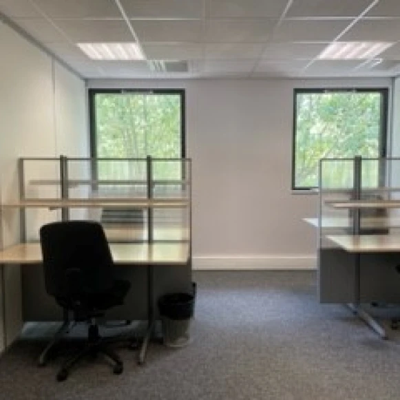 Open Space  4 postes Location bureau Avenue Général Leclerc Vienne 38200 - photo 3