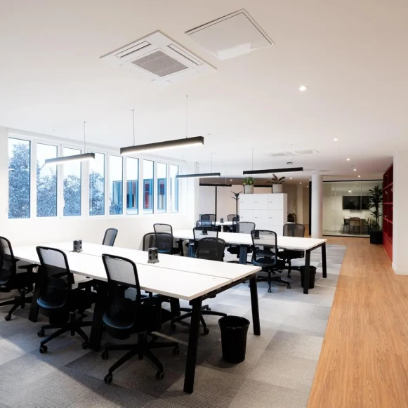 Bureau privé 911 m² 110 postes Location bureau Rue René Boulanger Paris 75010 - photo 8