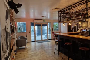 Bureau privé - 92300 - 20 postes - 9000€