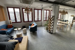 Open Space - 75010 - 10 postes - 290€