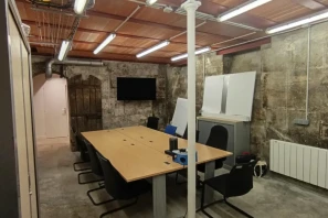 Open Space - 75005 - 4 postes - 200€