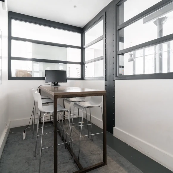 Bureau privé 37 m² 6 postes Location bureau Rue du Perche Paris 75003 - photo 6