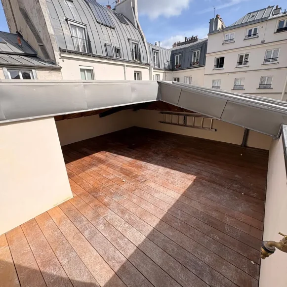 Espace indépendant 704 m² 90 postes Coworking Rue d'Aboukir Paris 75002 - photo 2
