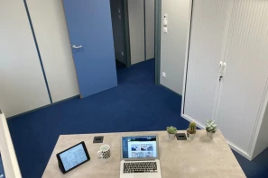 Bureau privé - 38070 - 1 poste - 370€