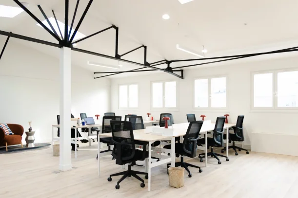 Espace indépendant - 75002 - 19 postes - 13000€