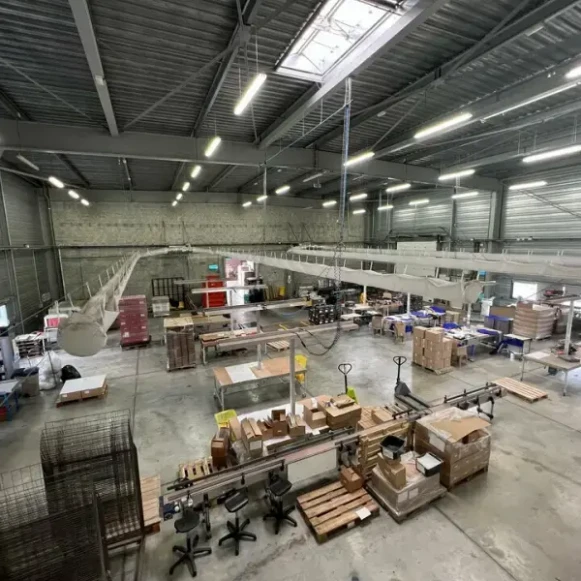 Espace indépendant 1 300 m² 80 postes Coworking Rue de la Borne Cent Gensac-la-Pallue 16130 - photo 5