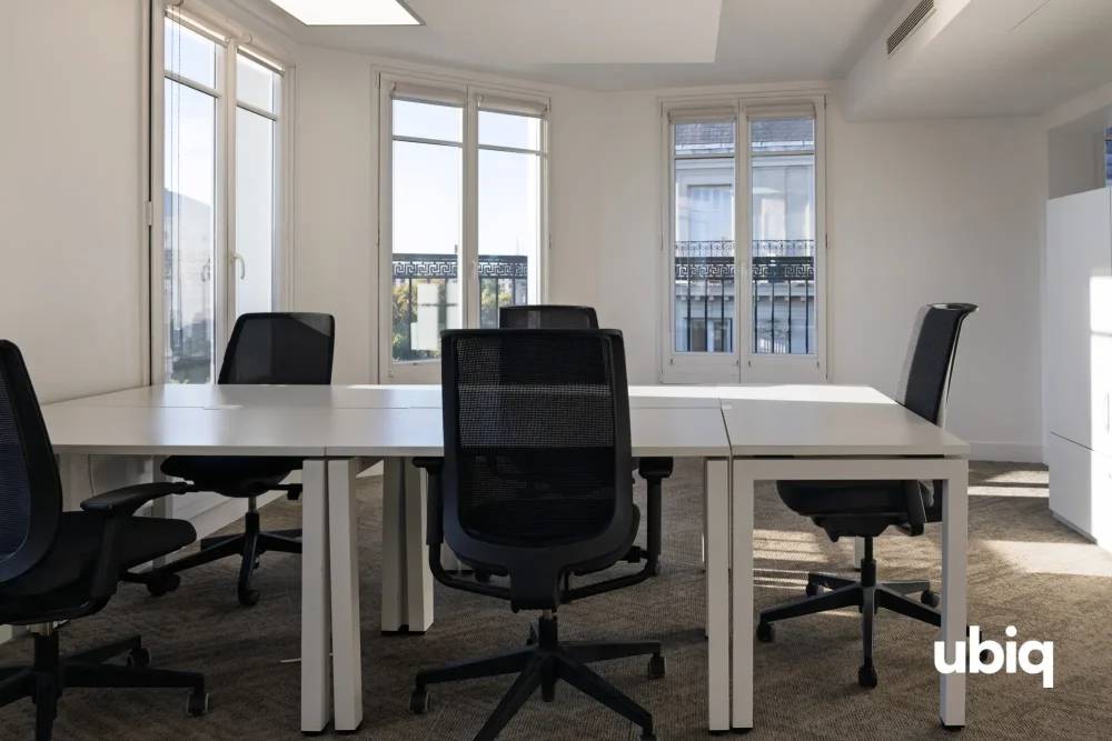 Bureau privé - 75001 - 31 postes - 21449€
