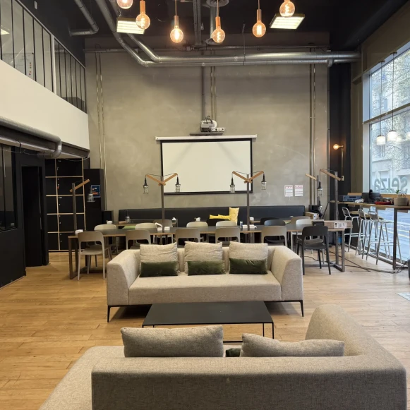 Bureau privé 270 m² 45 postes Coworking Rue du Chemin Vert Paris 75011 - photo 1