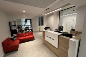 Open Space - 75007 - 3 postes - 900€