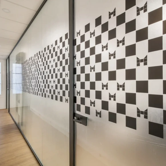 Bureau privé 34 m² 10 postes Coworking Rue de la Chaussée d'Antin Paris 75009 - photo 2