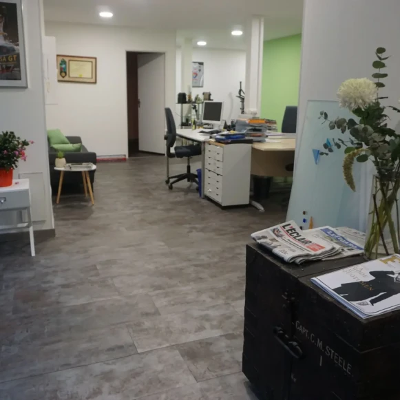 Open Space  1 poste Coworking Rue Montpensier Pau 64000 - photo 3