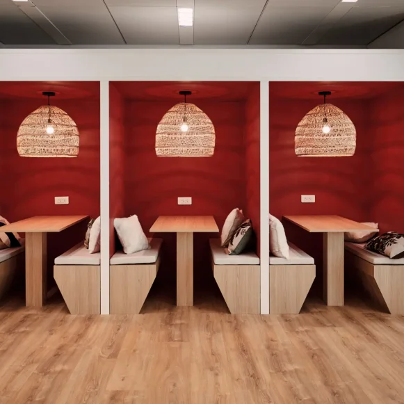 Bureau privé 26 m² 7 postes Location bureau Rue du Colonel Pierre Avia Paris 75015 - photo 2