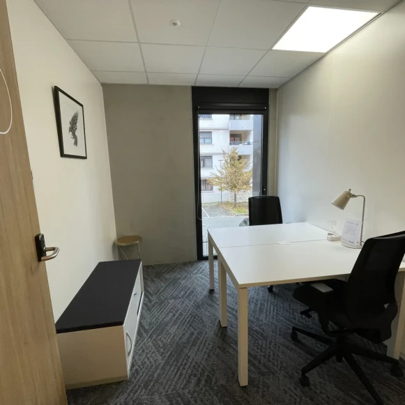 Bureau privé 9 m² 2 postes Coworking Avenue Pierre-Georges Latécoère Toulouse 31400 - photo 6