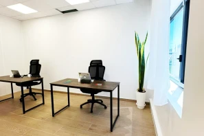 Bureau privé - 93130 - 4 postes - 900€