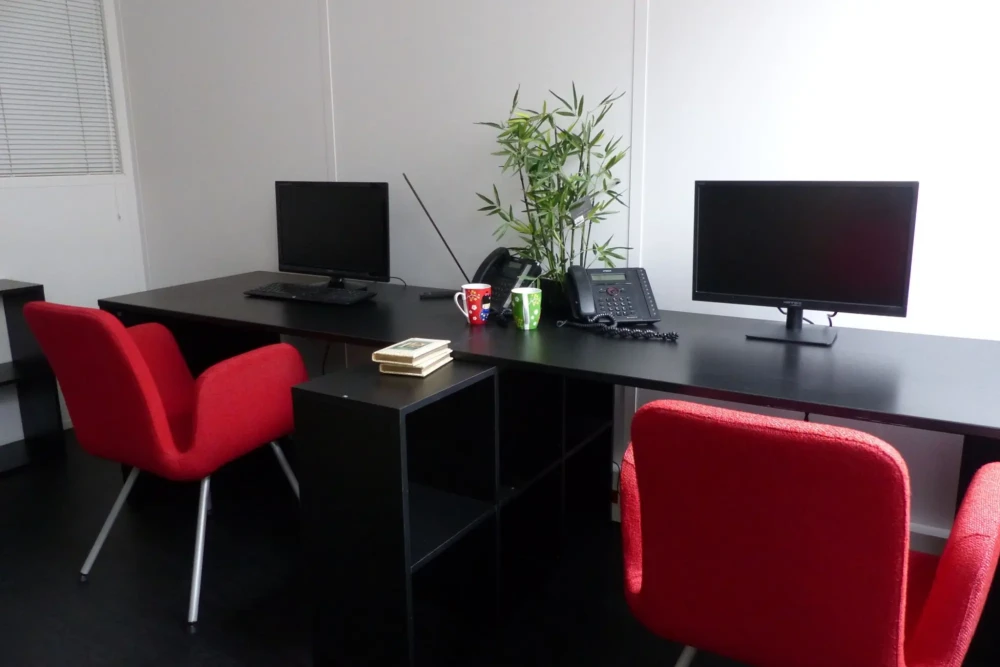 Bureau privé - 75015 - 5 postes - 1800€