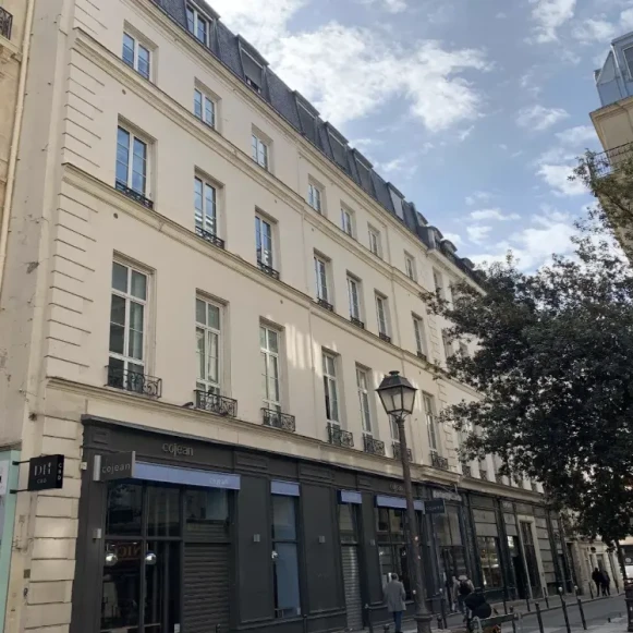 Open Space  10 postes Coworking Rue du 4 septembre Paris 75002 - photo 1