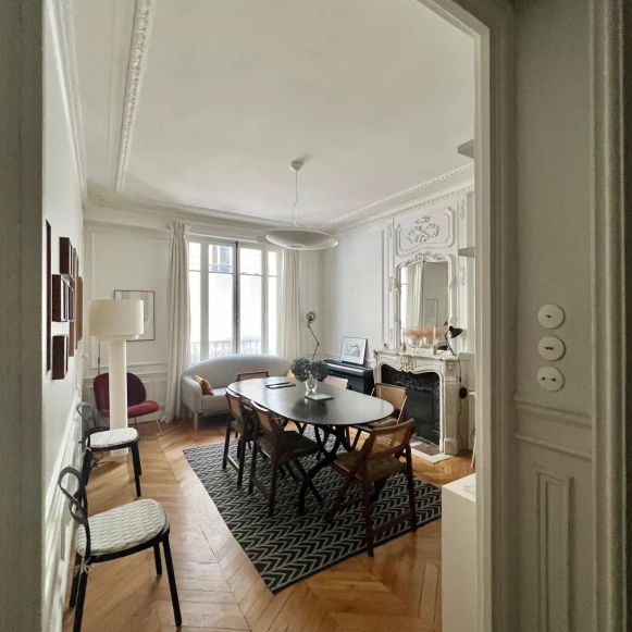Bureau privé 20 m² 4 postes Coworking Rue de Chazelles Paris 75017 - photo 2