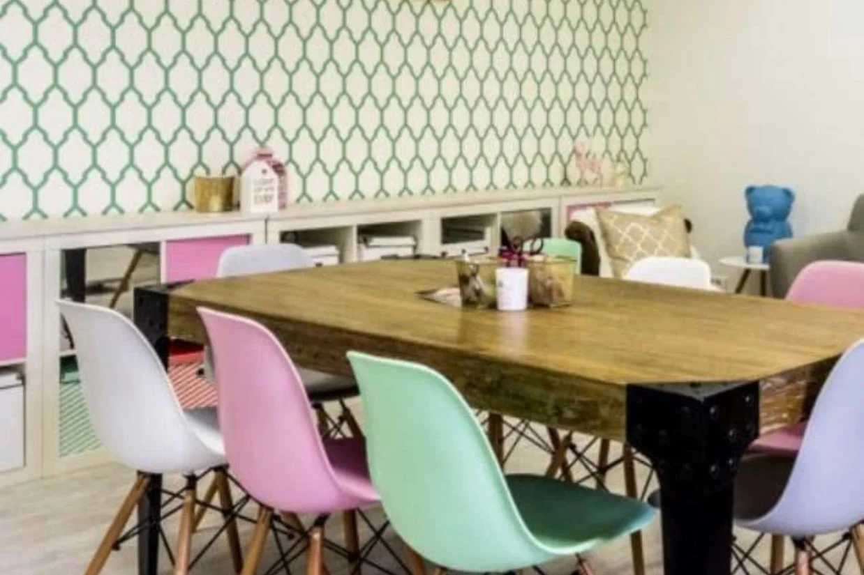 Open Space - 92300 - 6 postes - 400€