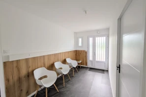 Bureau privé - 44980 - 3 postes - 450€