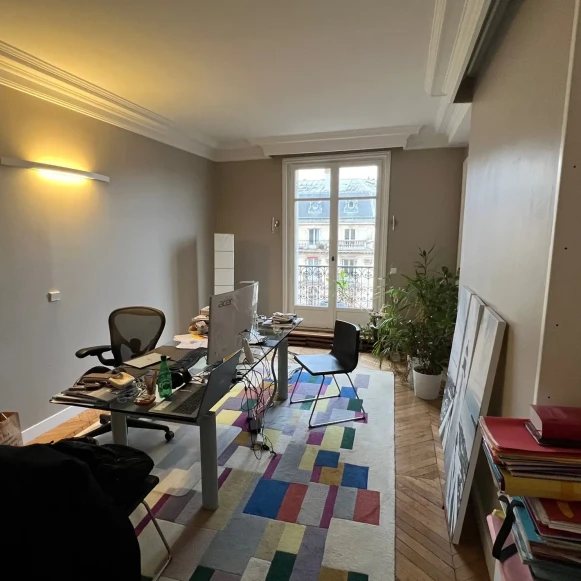 Bureau privé 33 m² 8 postes Location bureau Boulevard Malesherbes Paris 75008 - photo 4