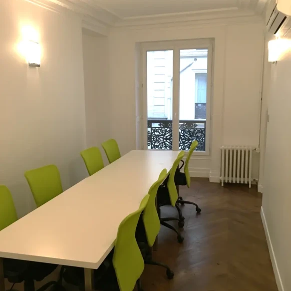 Bureau privé 22 m² 6 postes Location bureau Rue de Richelieu Paris 75002 - photo 6