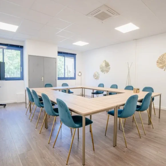 Open Space  20 postes Location bureau Rue Salvador Allende Poitiers 86000 - photo 2