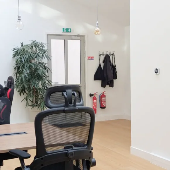 Open Space  3 postes Location bureau Rue Alexandre Parodi Paris 75010 - photo 11