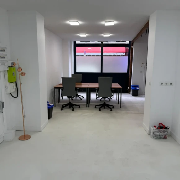 Bureau privé 55 m² 6 postes Location bureau Rue des Boulets Paris 75011 - photo 7