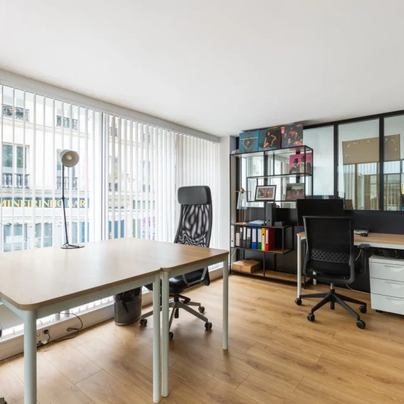 Espace indépendant 80 m² 15 postes Coworking Rue Henri Chevreau Paris 75020 - photo 1
