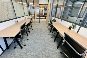 Bureau privé - 92000 - 4 postes - 1675€